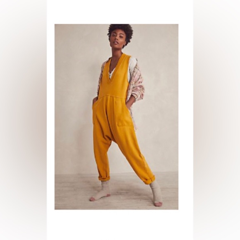 ISO Free People WHATS UP ONSIE, sultana, s or xs